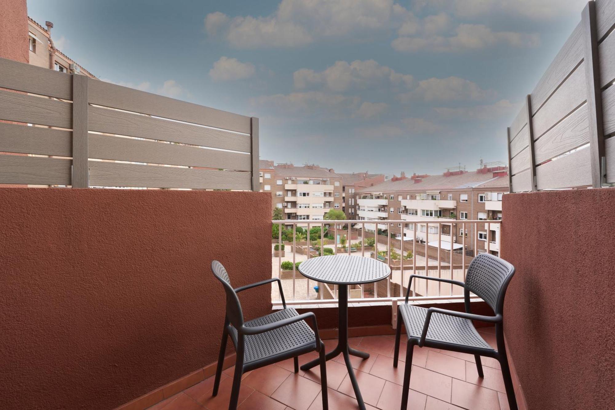 Catalonia Park Putxet Hotel Barcelona Exterior photo